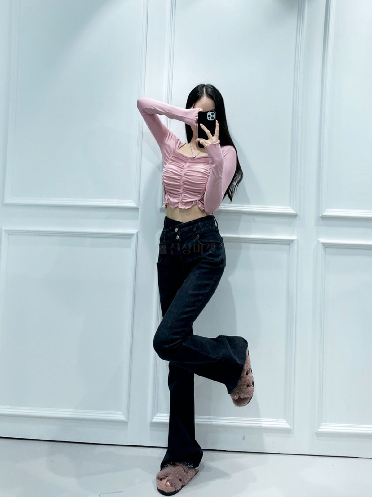 Light Shirring Crop Cardigan