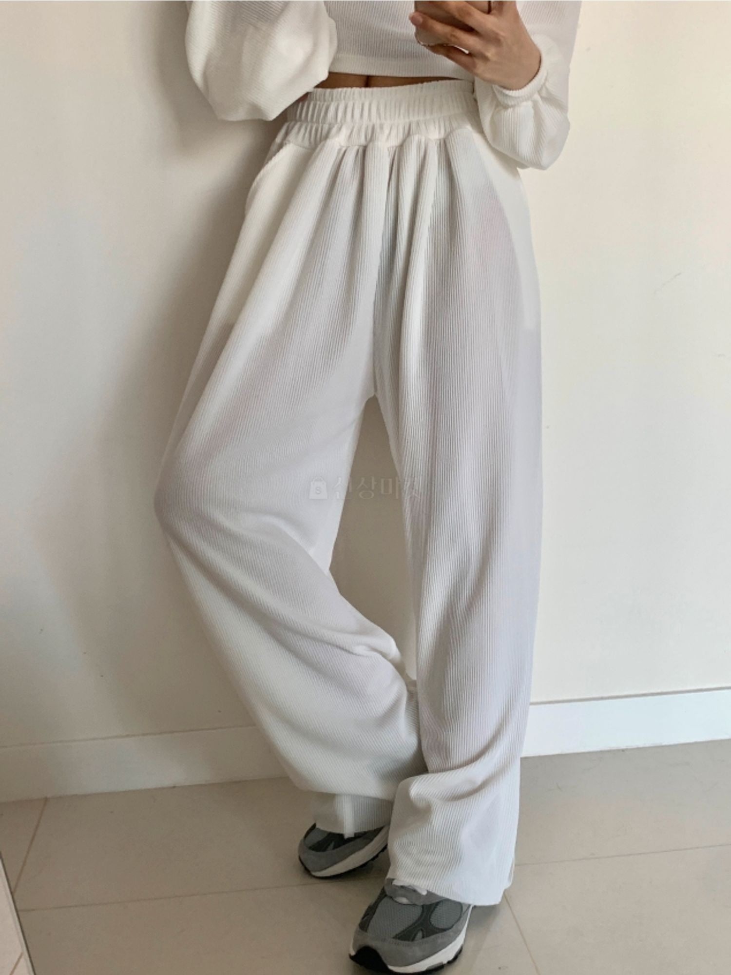 Jennie Wide Ribbed Jogger