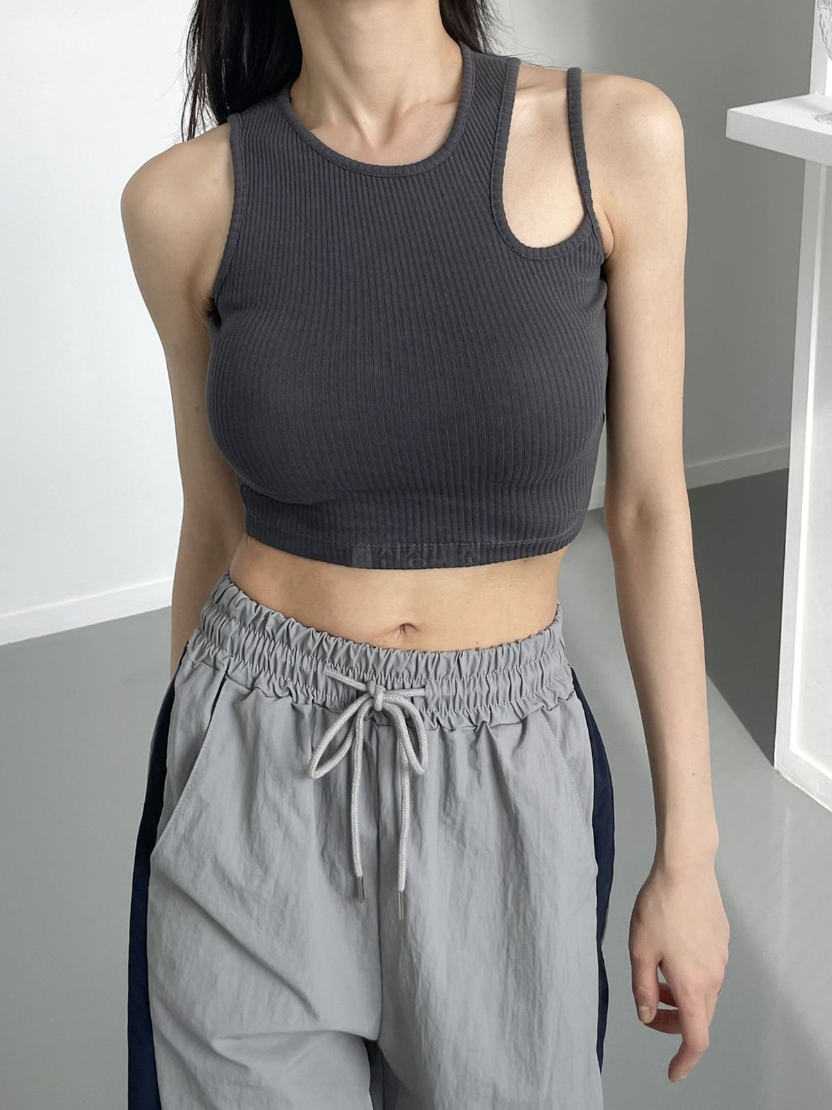 Le Sserafim Asymmetrical Open Shoulder Ribbed Crop Top