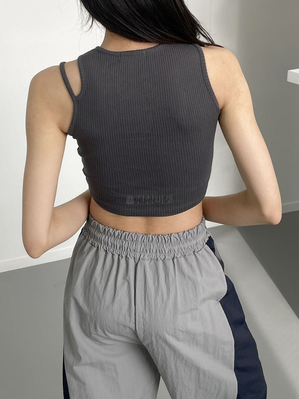 Le Sserafim Asymmetrical Open Shoulder Ribbed Crop Top - Minism