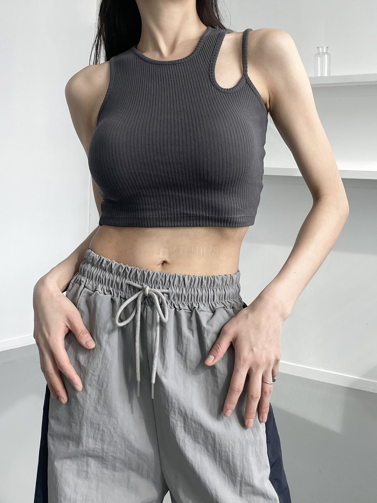 Le Sserafim Asymmetrical Open Shoulder Ribbed Crop Top