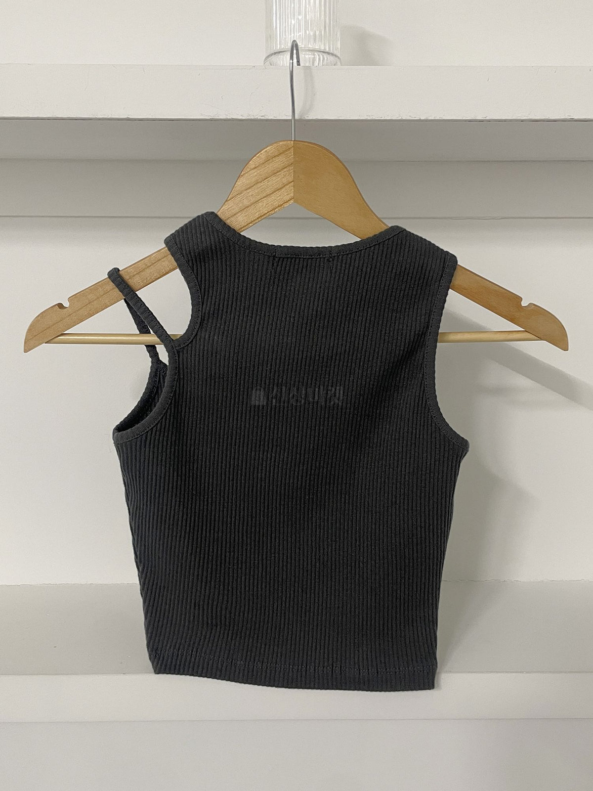 Le Sserafim Asymmetrical Open Shoulder Ribbed Crop Top